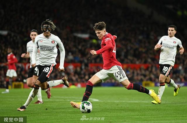 并根据数据 并根据数据